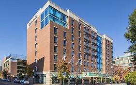 Hampton & Little Rock-downtown 3*